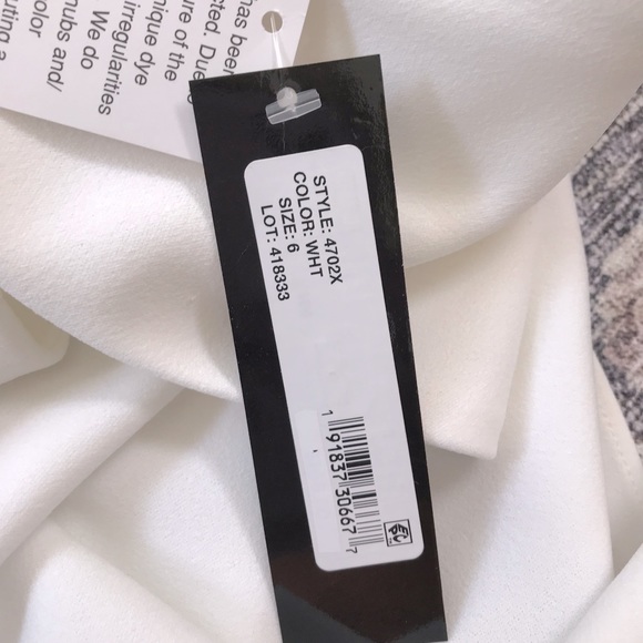 XSCAPE Off the Shoulder Ruffle Hem Crepe Gown Sz. 6 & 8 (NWT) - Picture 7 of 11